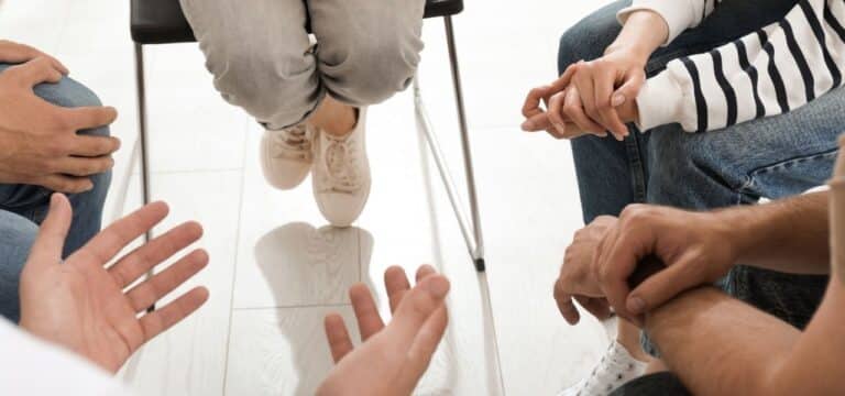 eating disorder treatment options - people in group therapy